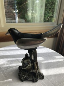 Collectible Raven Sculpture Figurine Crow On The Tree Branch Over Water Bucket