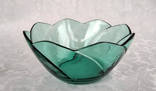 LOVELY GREEN GLASS ITALIAN WAVE CREST PATTERN SERVING BOWL 22.5CM DIAMETER - 第 1/7 張圖片