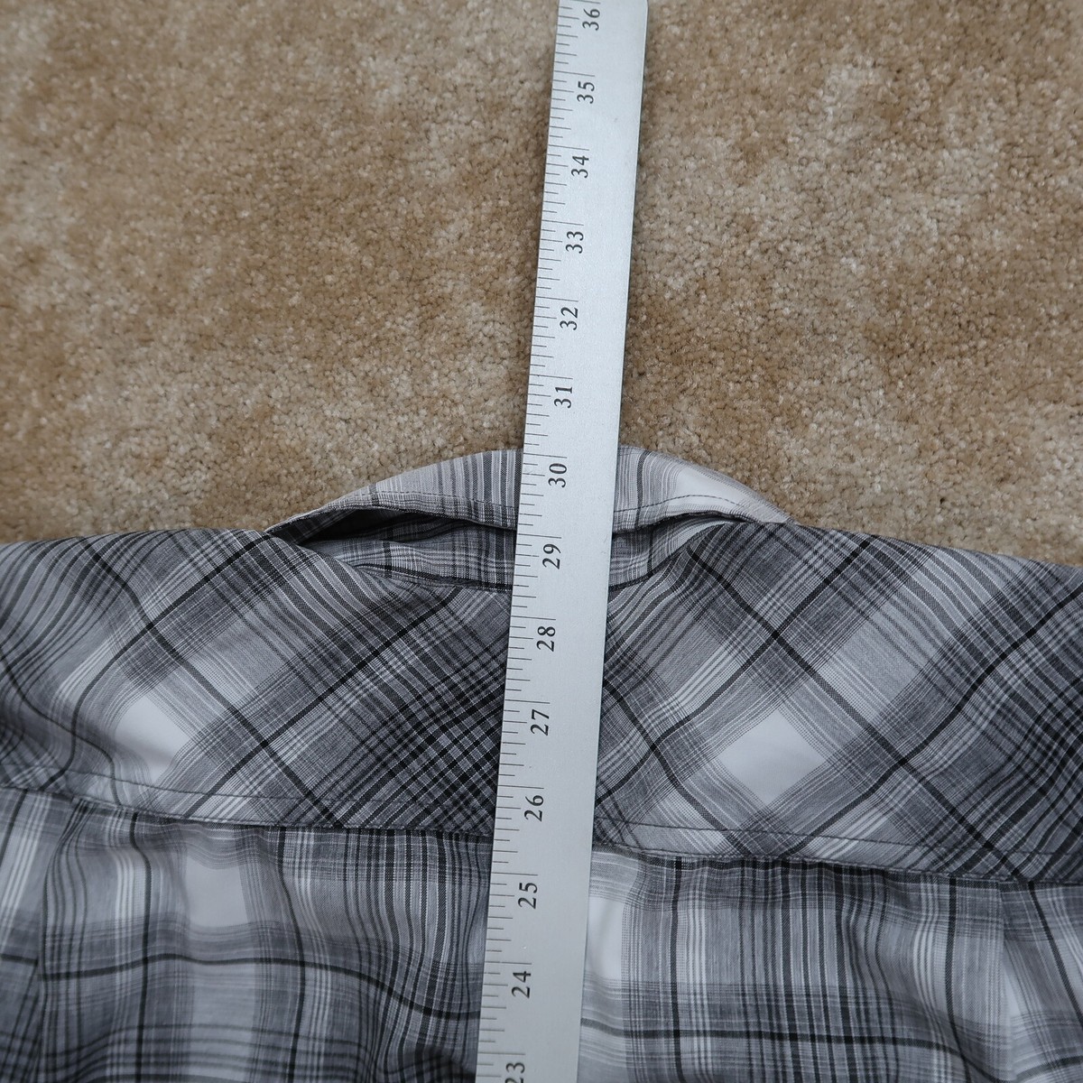 Orvis Mens Button Front Short Sleeve Polyester Gray Plaid Logo Shirt X Large XL