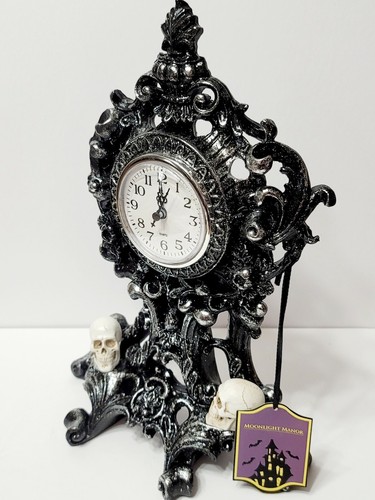 New! Black & Metallic Silver VICTORIAN Design SKULL Head Mantle CLOCK 12.5" x 9" - Picture 5 of 7