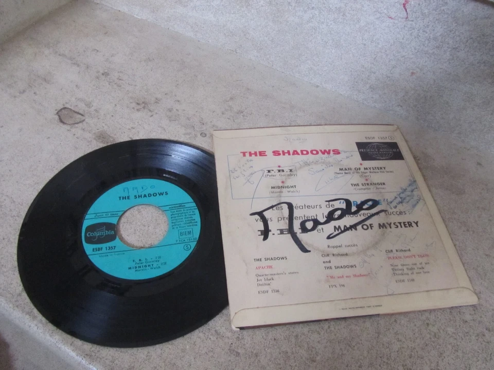 Vinyle, 7", 45 RPM, EP The Shadows – F.B.I. (1961) - Photo 2/3