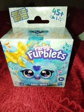 Furby Furblets SNO-Way Holiday Edition Mini Friend 45 Sounds Holiday Music