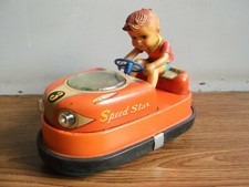 Rare vintage battery powered "DASHING CAR" tin toy made in Japan Working order 