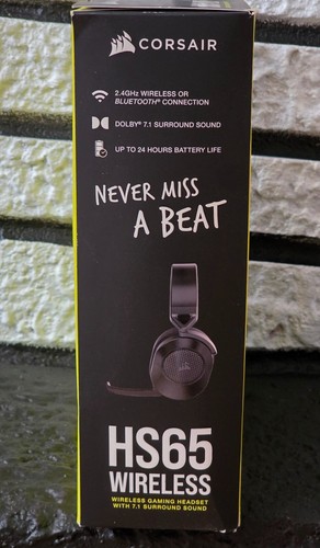Corsair HS65 Wireless Gaming Headset with Dolby Audio 7.1 Surround - Carbon NEW - Picture 4 of 5