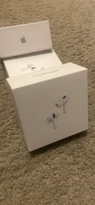 Apple AirPods Pro (2nd Gen) Wireless In-Ear Earbuds MagSafe Case - White