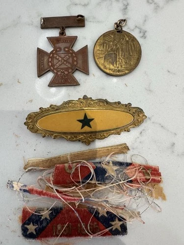 Vintage Civil War Ribbon Medals