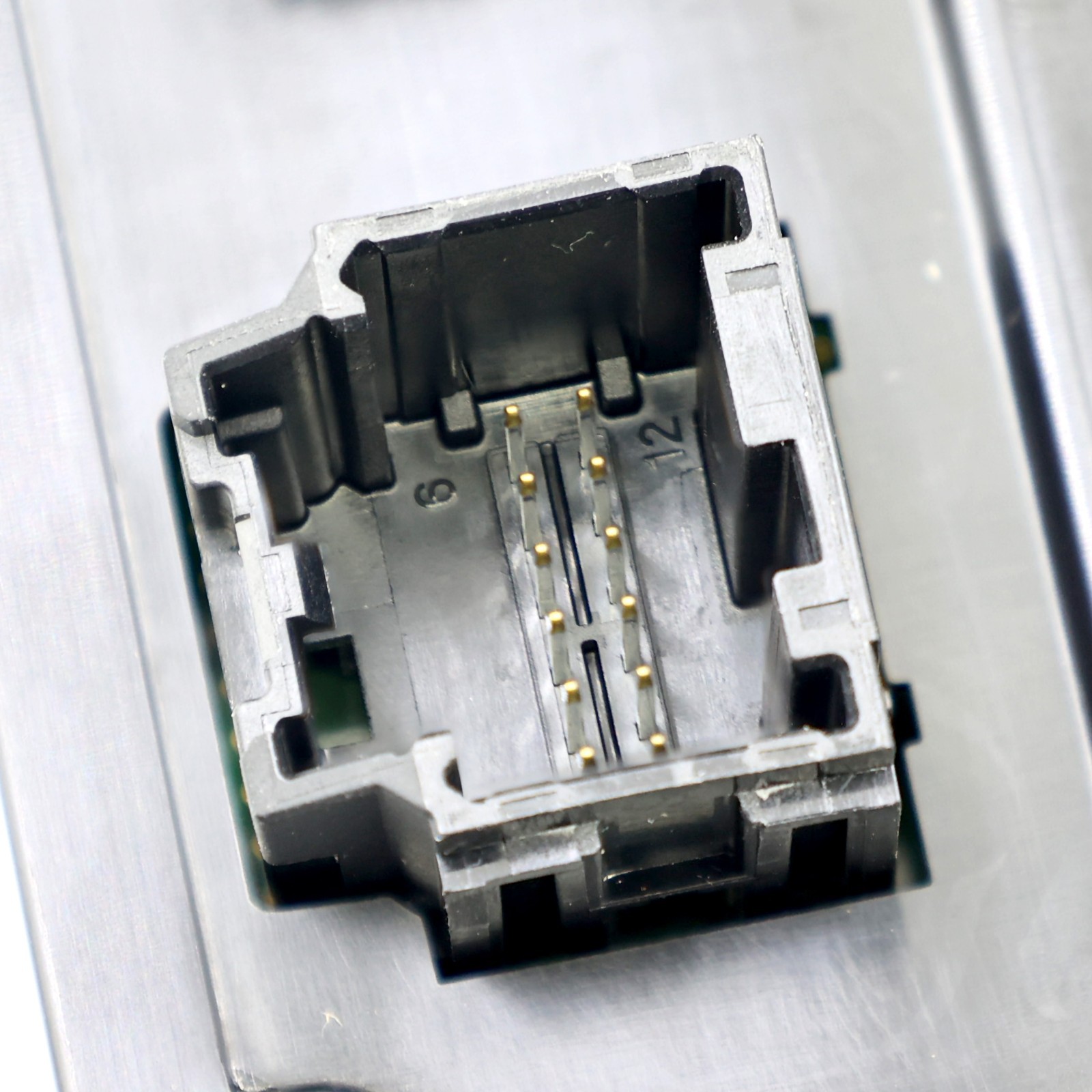 McLaren P1 Seat control module P/N 1213NA028CP