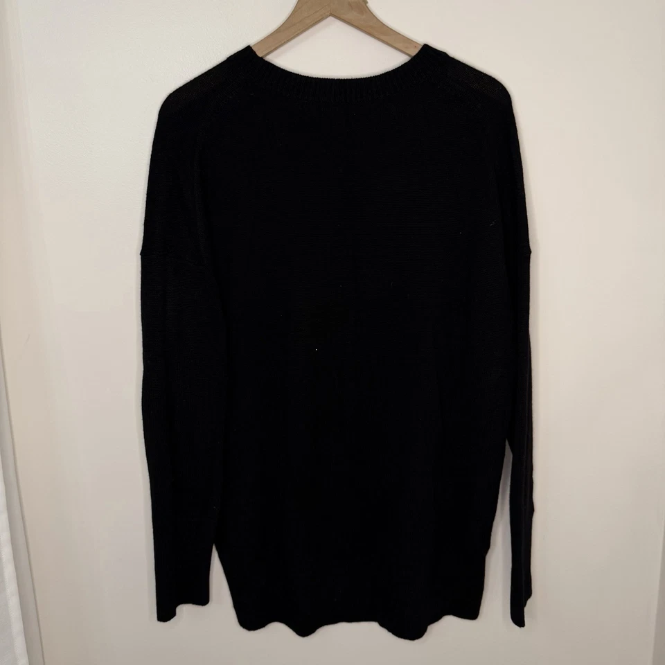 Nuevo con etiquetas Suéter de Cachemira Theory Karenia Negro Para Mujer Talla Mediana Clásico Precio de venta sugerido por el fabricante 450 USD Foto 2 de 4