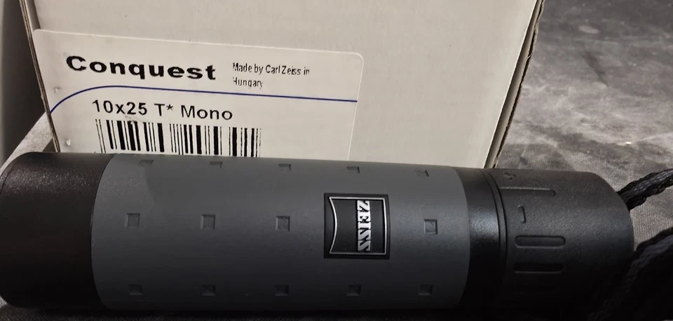*NEW* Zeiss Conquest 10x25 T Monocular - Image 2 of 2