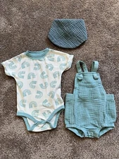 Cat And Jack 3-6 month boys , Linen Jumpsuit With Bodysuit,  With A Bonus Bib