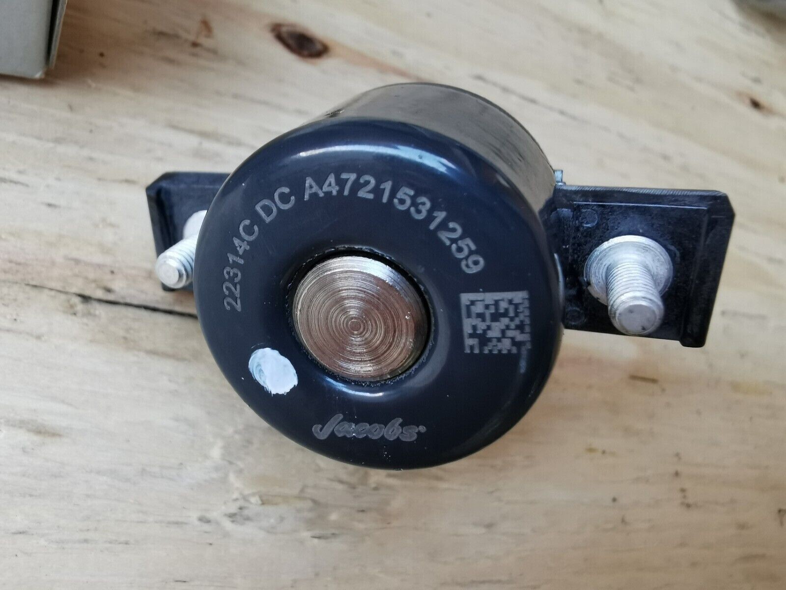 New Genuine Mercedes Actros Exhaust Brake Engine Solenoid Valve  