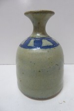 VINTAGE AUSTRALIAN POTTERY TONY BARNES MOONSHINE VASE - STUDIO ART POT