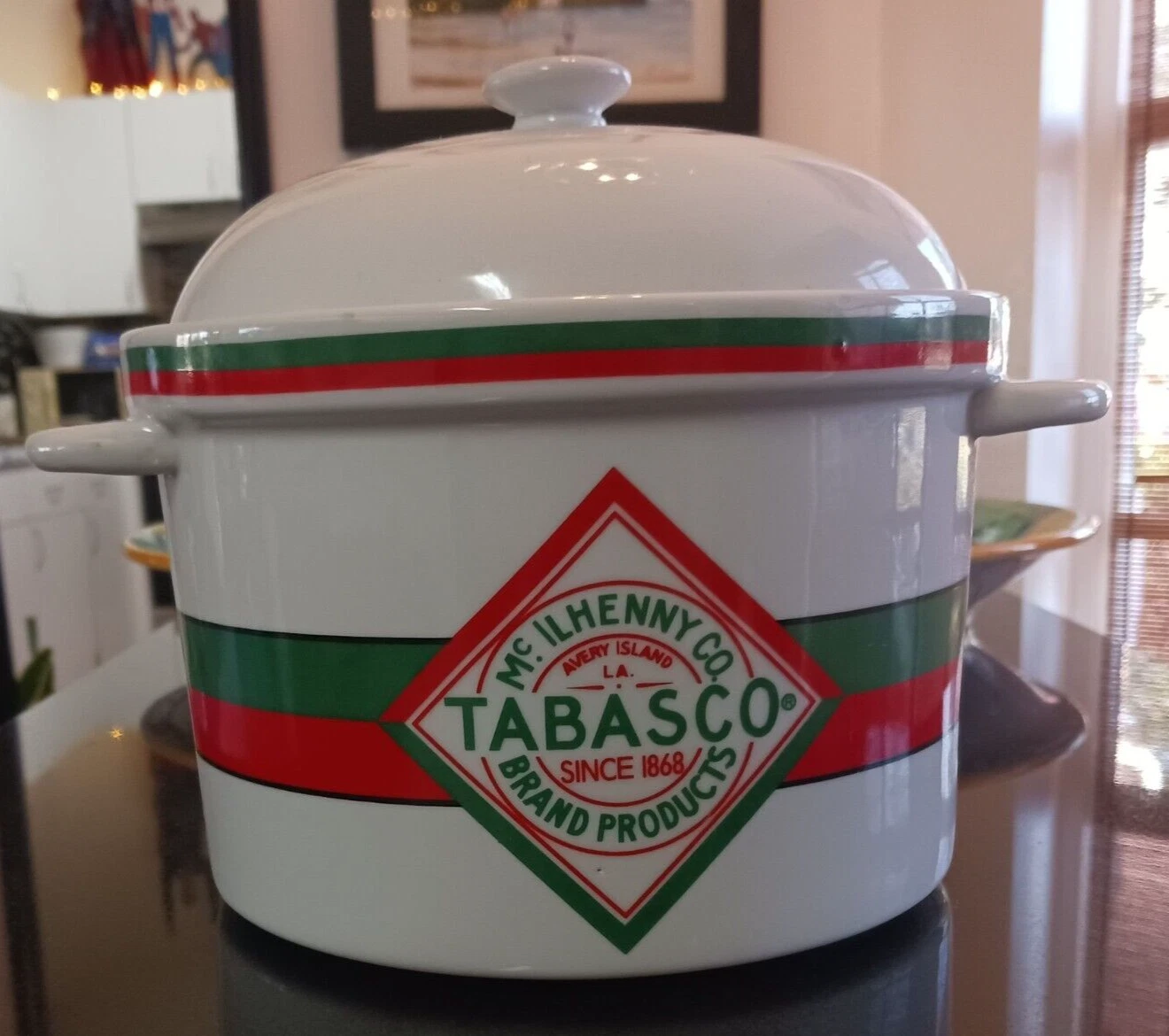 McIlhenny Co. Tabasco Sauce Dutch Oven 2.5 Quart with Lid