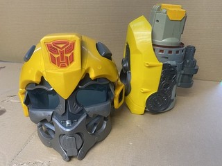 Hasbro (2008) Transformers Bumblebee Plasma Arm Cannon Blaster & Helmet