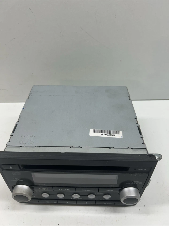 Unidad principal reproductor de CD radio OEM Honda 2007-11 Element 39101-SCV-A320-M1 -sin probar- Foto 2 de 4