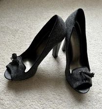 Christian Siriano Women’s 10 Black/Gray Denim Platform Open Toe Heels Shoes New