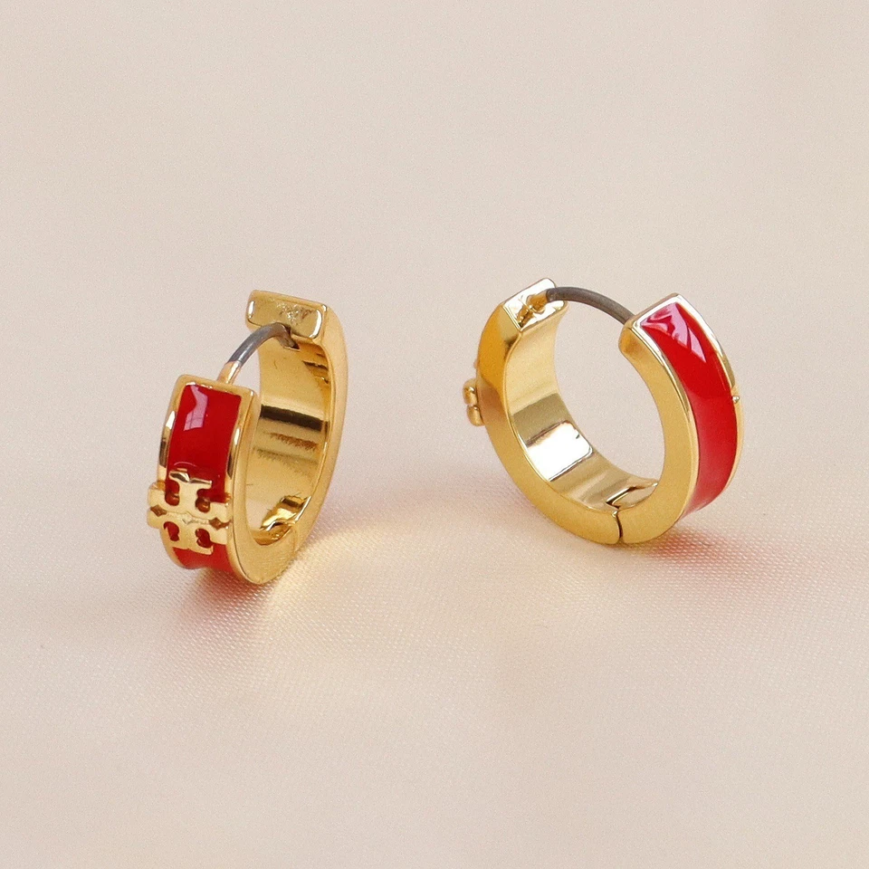 New! Tory Red small hoop Gold earrings with Jewelry Pouch Size:2.3*0.7cm - Image 3 of 3