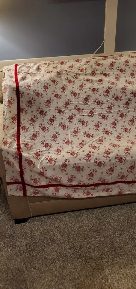 Mantel de Navidad Rojo Poinsettia Toile 100% Algodón 54"x 76" Borde Terciopelo De Colección Foto 4 de 4