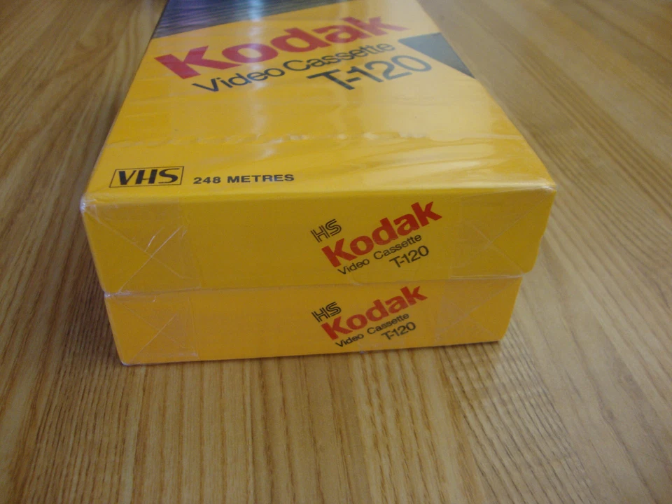 LOT OF TWO KODAK BLANK VHS VIDEO TAPES NEW UNOPENED 6 HOURS Foto 3 de 4