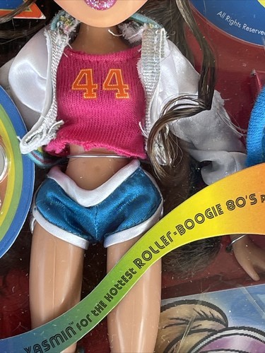 Bratz Doll Flashback Fever Yasmin New - Picture 3 of 9