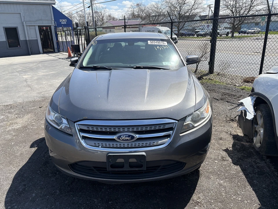 Used Engine Coolant Reservoir fits: 2011 Ford Taurus Grade A - Image 2 of 4