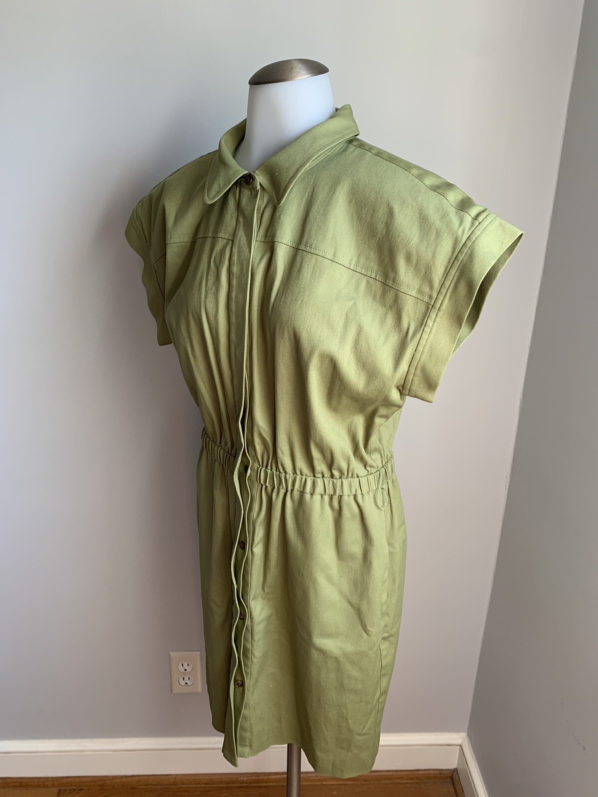Women’s LDT Solid Green Button Up Collared Shirt … - image 5