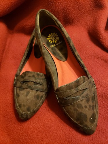 yellow box leopard shoes