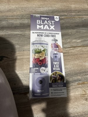 Ninja Blast Max 20oz ブレンダー Ninja Blast MAX Personal Cordless Blender for Smoothies