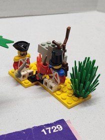 LEGO Pirates 1729 Barnacle Bay 100% Complete With Instructions Min-figs
