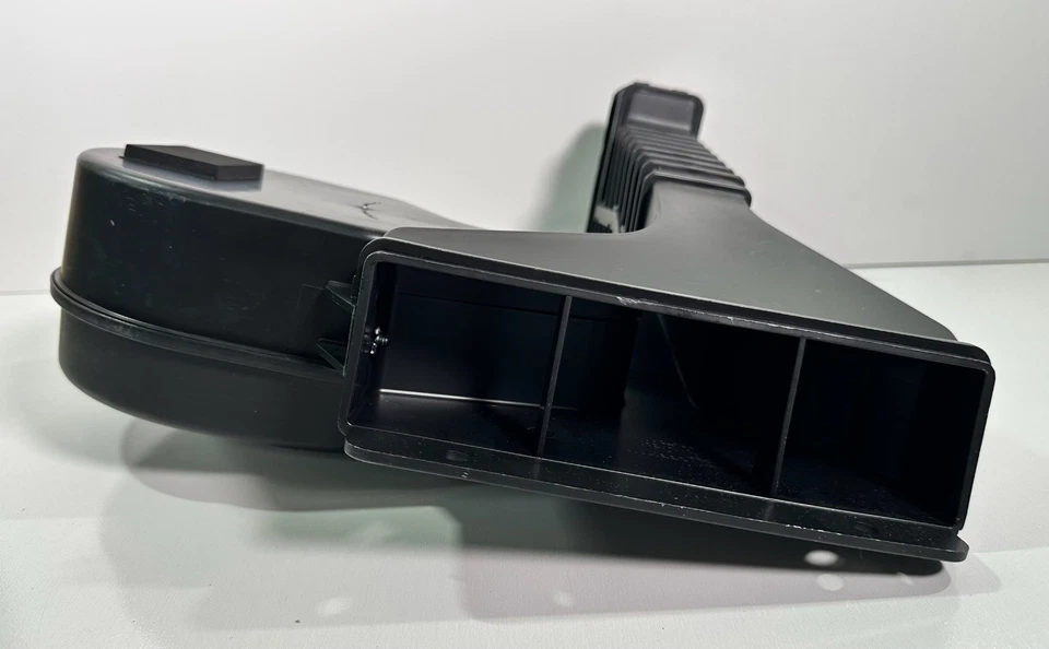 Hyundai Santa Fe Sport 2013-2016 2.4L Air Cleaner Intake-Inlet Duct Tube Hose - Image 4 of 4