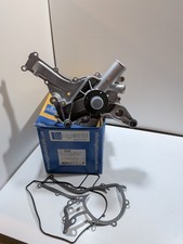 Pompe à eau Mercedes 280