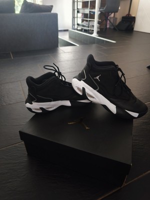 Jordan Max Aura 4 Sneaker/Sneaker Schwarz