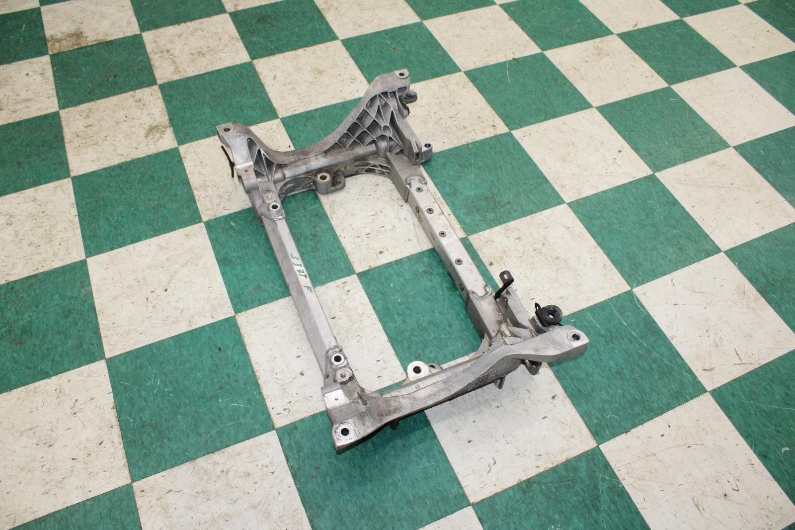 Maserati Ghibli 2014-2021 Front Engine mount