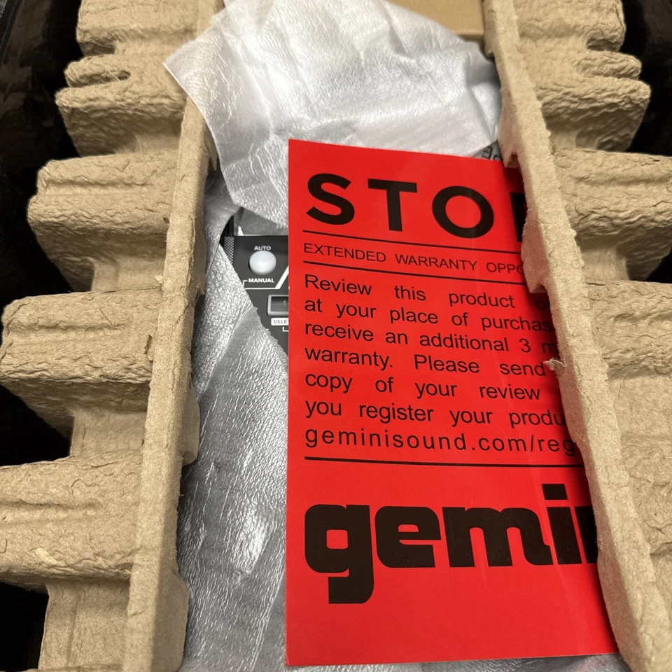 Gemini MDJ-600 Single Tabletop USB/CD Media Player DJ MIDI Controller w/4.3" LCD - Image 2 of 4