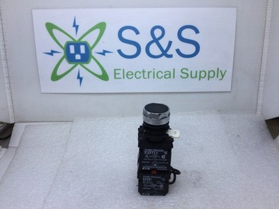 Cutler Hammer E22TL1 110-120V 50-60Hz Push-Button Includes E22B1 & E22B2