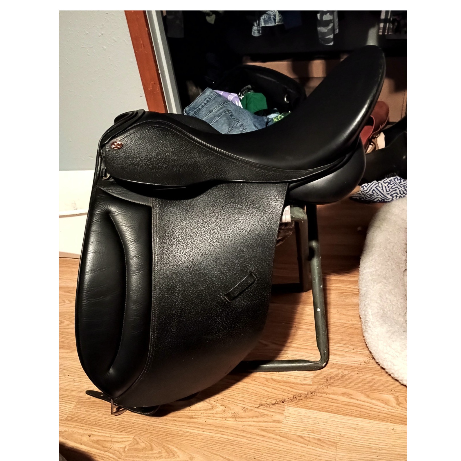 Jorge Canaves for Thornhill Inc Vienna II Dressage Saddle Black 17.5"