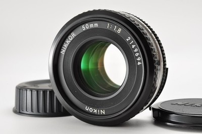 Nikon NIKKOR Objektiv 50 mm f/1,8 Ai-S AIS Pancake MF von DHL aus Japan #0610