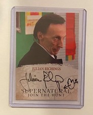 UPDATE - Did Katie Cassidy Use a Rubber Stamp on Her Supernatural Autograph Cards?  5