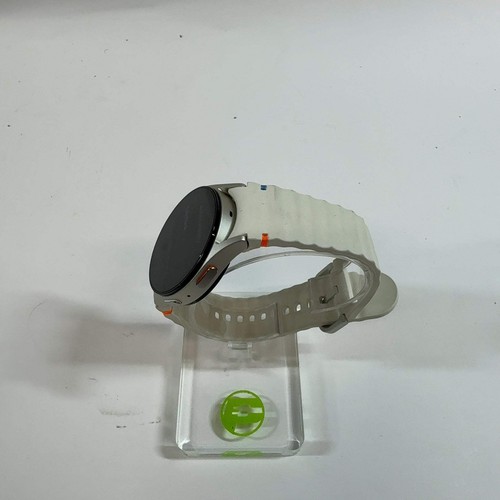 WiFi Only Samsung Galaxy Watch7 Aluminum Smartwatch SM-L300 - Photo 6 sur 7