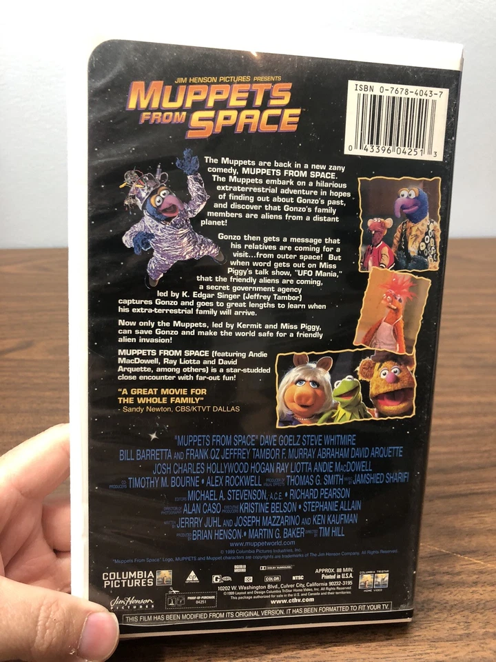 5 Muppets VHS Movie Lot VHS - In Space, Movie, Classic Theatre, Christmas, Caper - Image 3 of 4