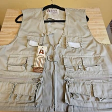 Fly Fishing Vest Lightweight Size L Academy Broadway NWT