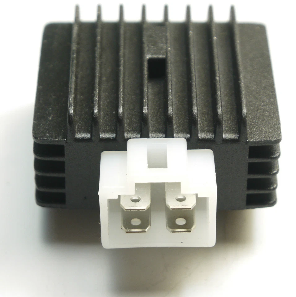 Regulador de voltaje de onda completa 12v rectificador GY6 scooter ciclomotor ATV motocicleta 150cc Foto 2 de 4