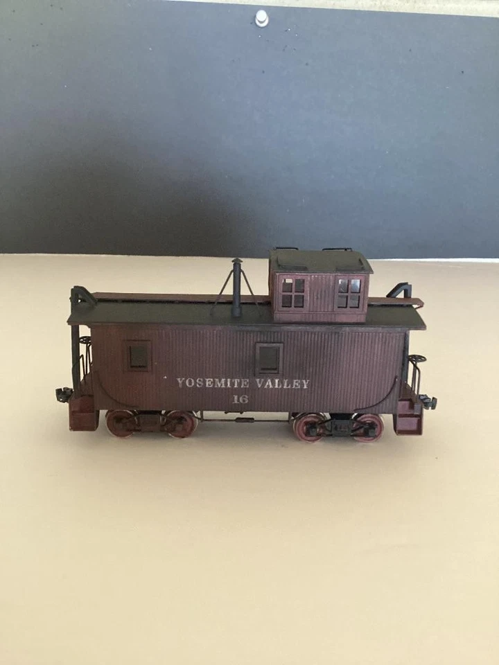 HO Brass Westside Model Company Yosemite Valley RR Wood Caboose - Image 2 of 4