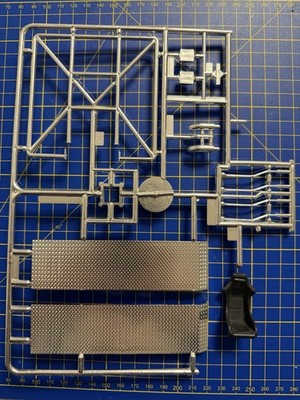 Revell 7533 Nur das Zubehörteil für Peterbilt Racing Truck 1:25 Teileverkauf