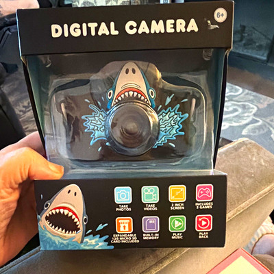 Shark Kids Digital Camera 2'' Screen 8MP 4x Zoom MicroSD Slot Micro USB Black