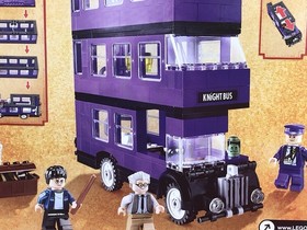 LEGO 4866 The Knight Bus -Harry Potter 2011&bull; 257 Pieces&bull; Ages 7-12