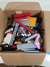 Miscellaneous Box Of Legos 8 8 7 Size Box Lots Of Small Stuff