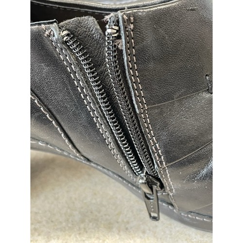 Clarks Damenschuhe 9M schwarz Leder Emslie Guide Stiefeletten Blockabsatz gebraucht, in einwandfreiem Zustand - Bild 9 von 11
