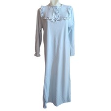 Medium Vintage Granny Long Sleeve Nightgown With Lace  Button Details 1970's