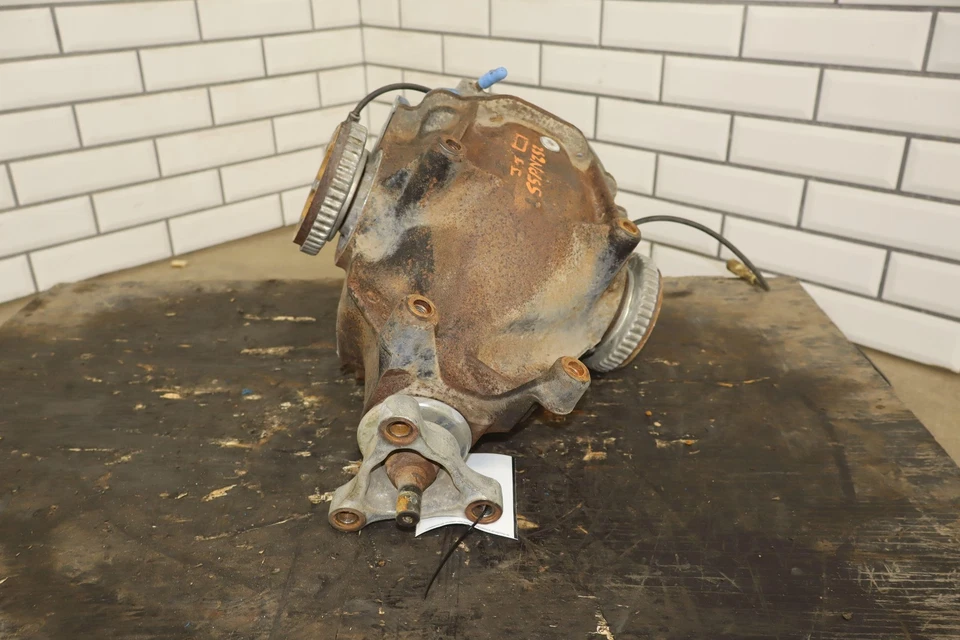 2005-2006 Pontiac GTO Rear Carrier Differential 3.46 Gear Ratio (GS9) - Image 2 of 4
